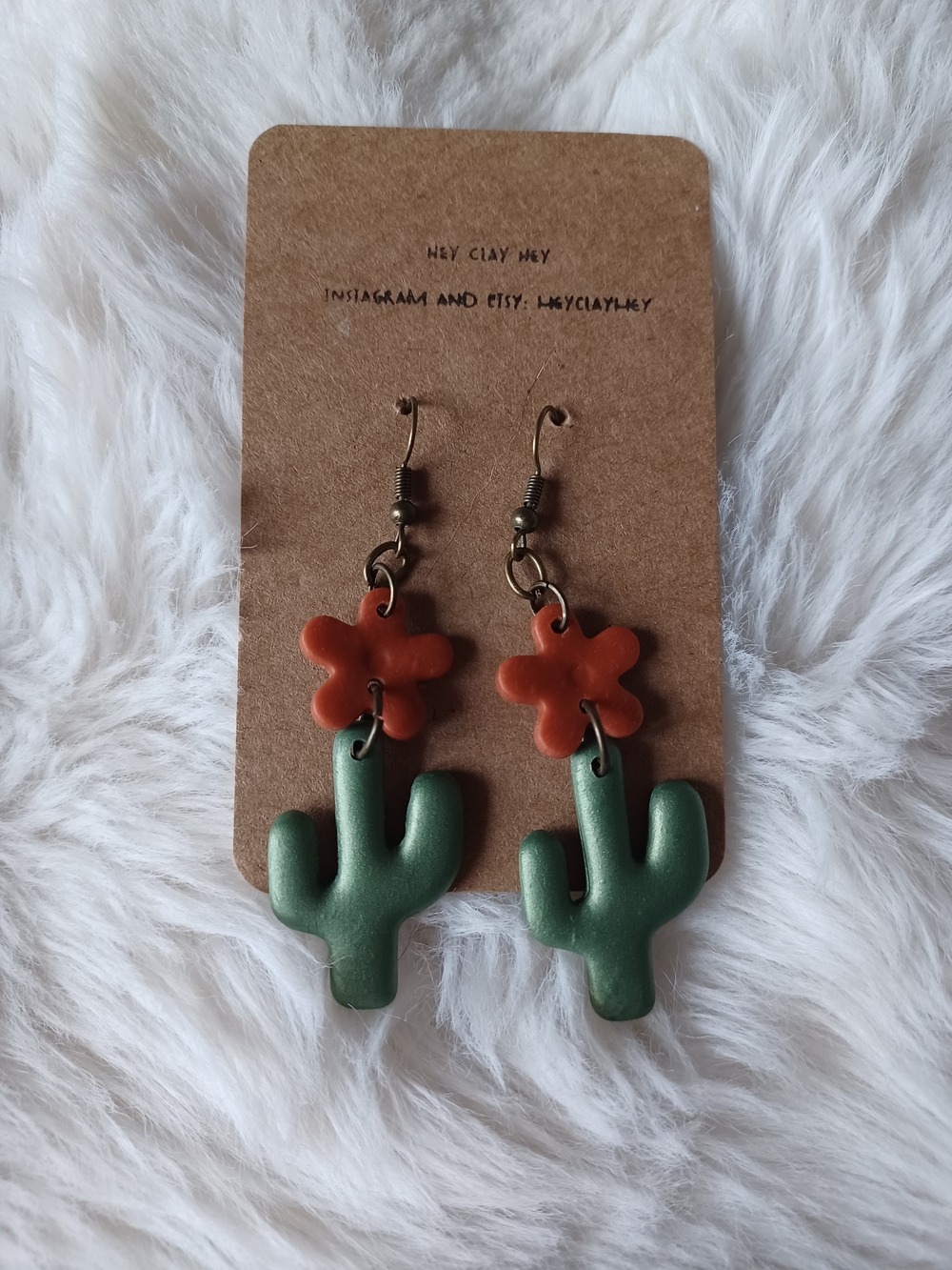 💗 3/$10 💗 Green Cactus & Terracotta Flower Earrings